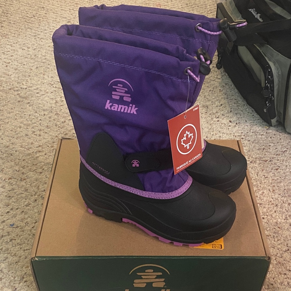 Kamik Vibrant Purple and Black Snow Boots